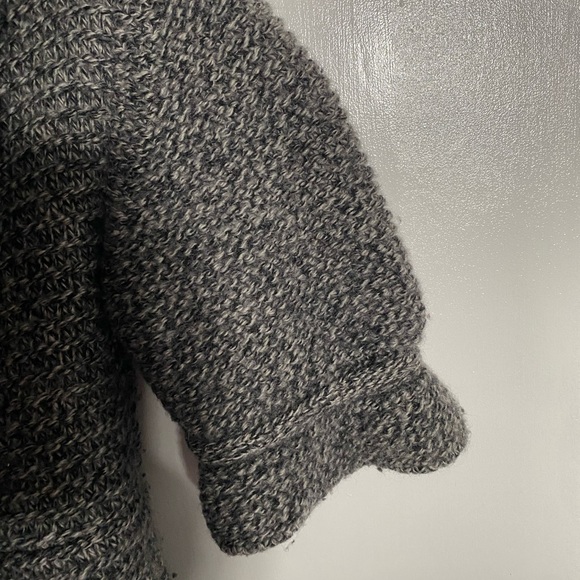 Stella McCartney knit gray sweater (US size 8-10) - Picture 4 of 7